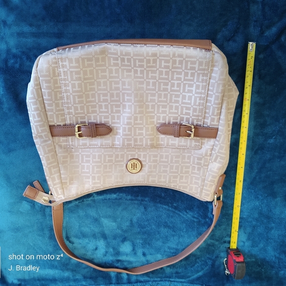 Tommy Hilfiger Purse/Shoulder Bag, NwoT. - Picture 3 of 8